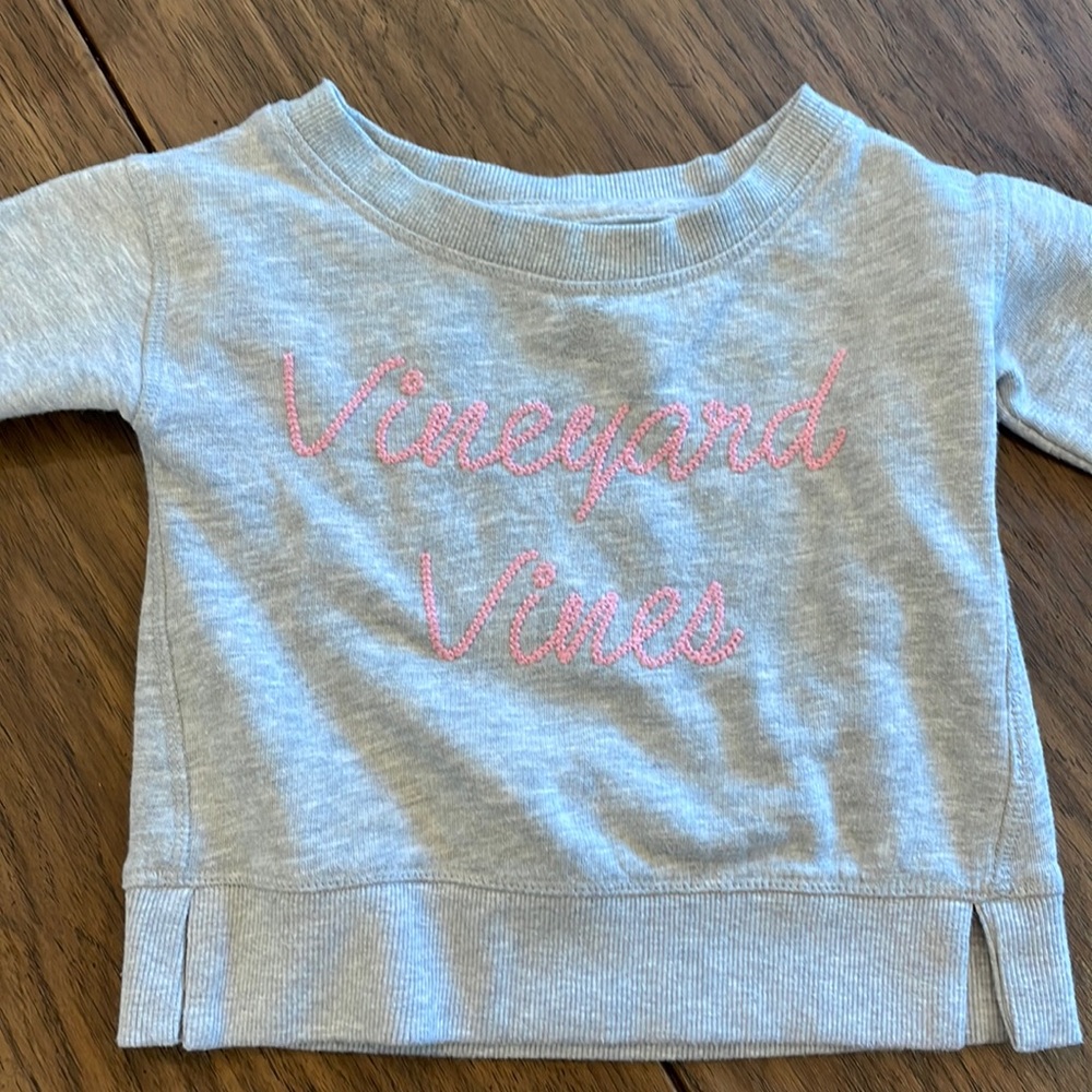 Vineyard Vines girls crew neck sweatshirt